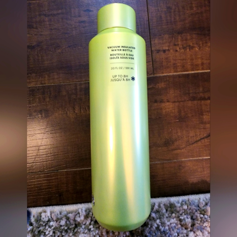 Starbucks vacuum insulated water bottle